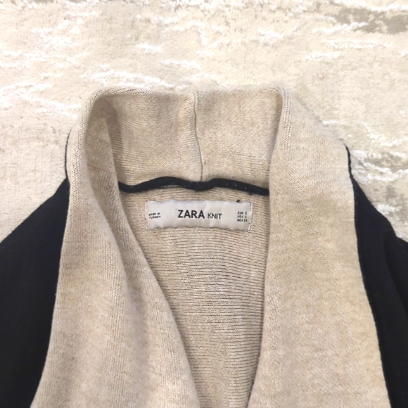 ZARA - Black Cardigan - Picture 2 of 5